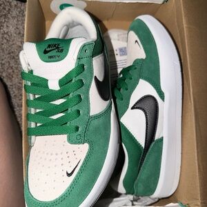 Nike Kids Green and White Sneakers with Black Accents